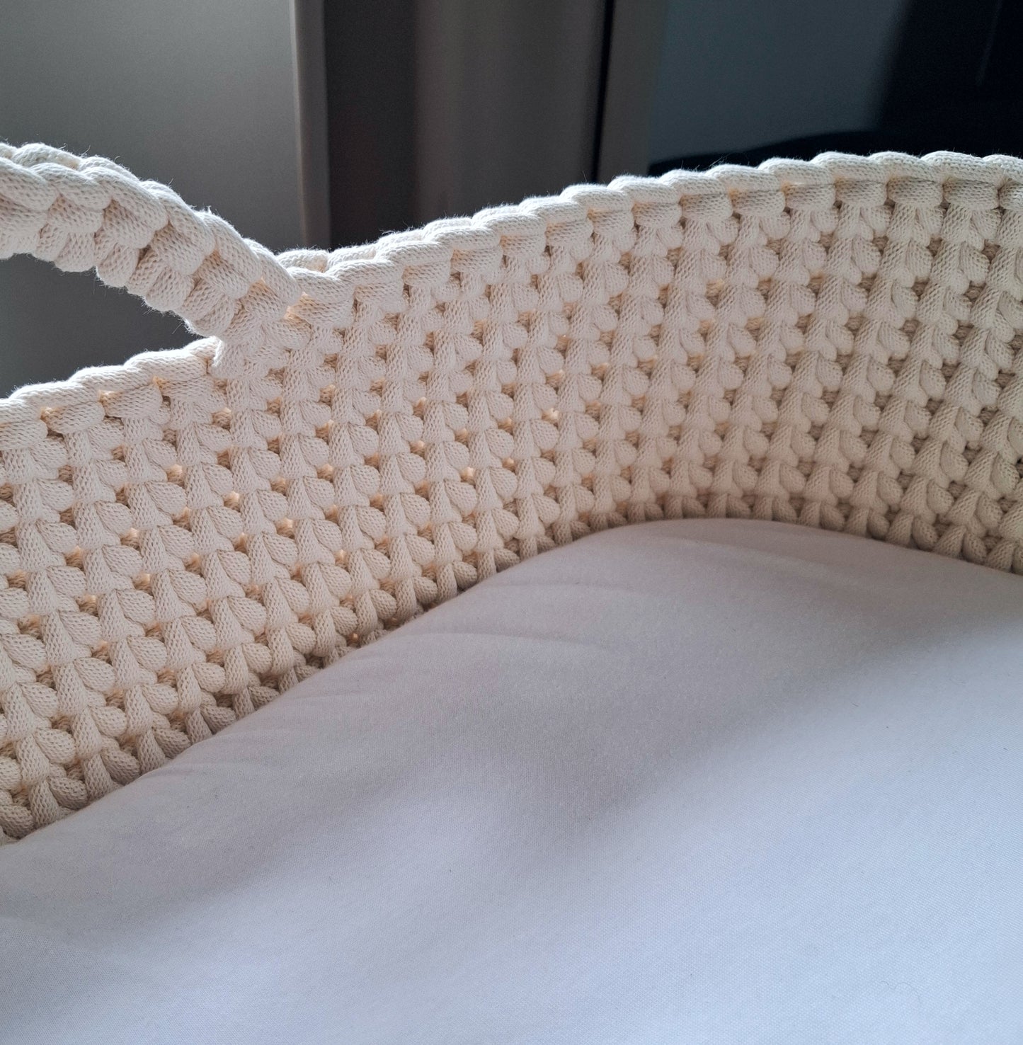 Mozesmandje Handgehaakte SET compleet | kleur naar keuze | Incl Matras, Hoezen en Standaard