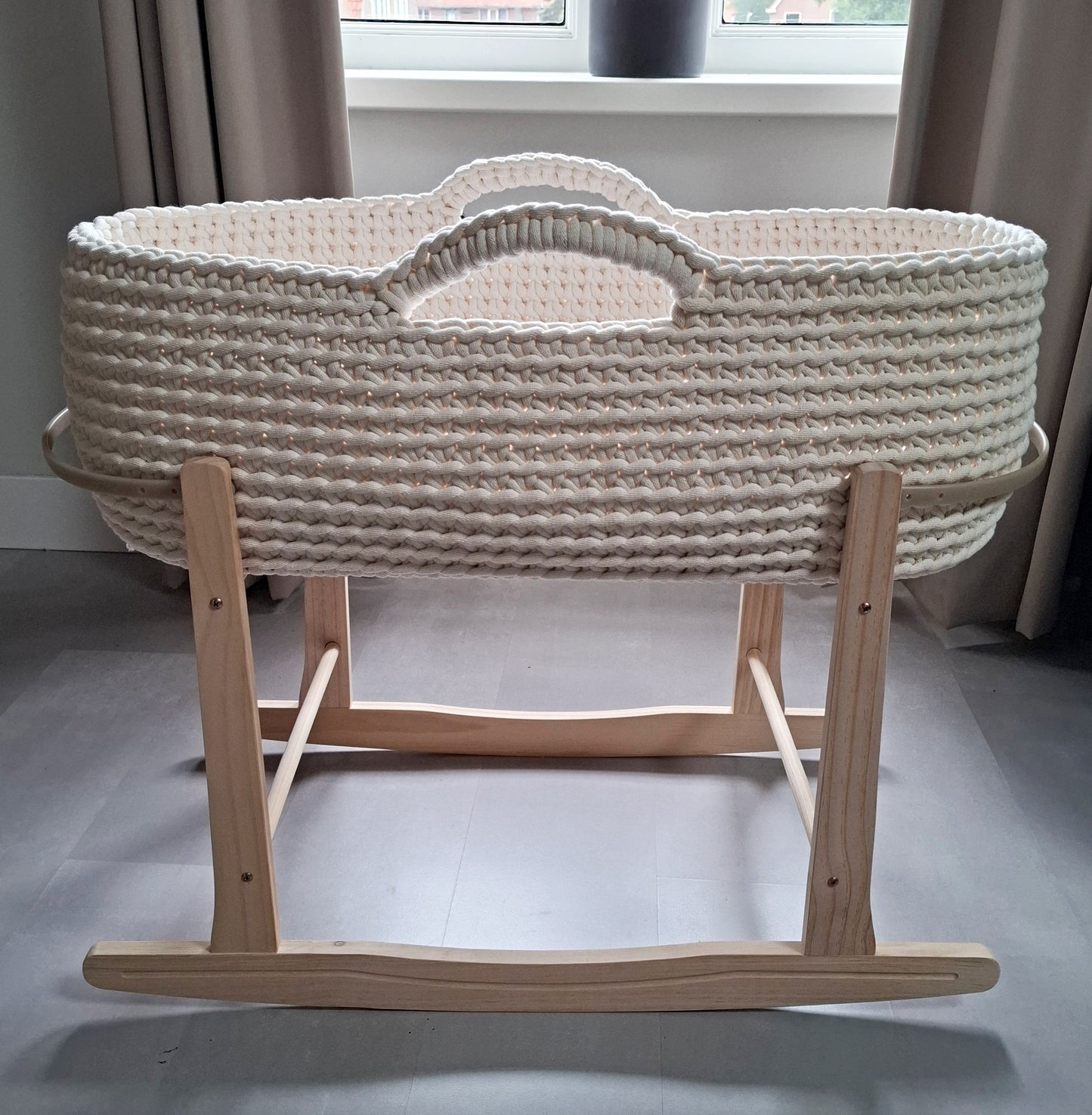 Mozesmandje Handgehaakte SET compleet | kleur naar keuze | Incl Matras, Hoezen en Standaard